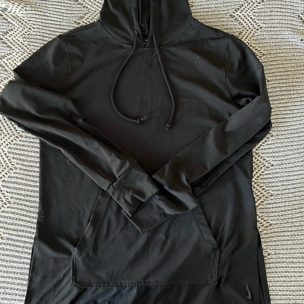 Nike Black Dry Fit Hoodie size Medium 🖤✨